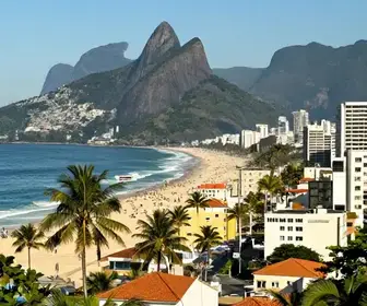 A Fascinante História da Barra da Tijuca: Um Passeio pelo Tempo A Fascinante História da Barra da Tijuca: Um Passeio pelo Tempo