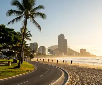 Corrida ao Longo da Orla da Barra da Tijuca: Uma Experiência Envolvente