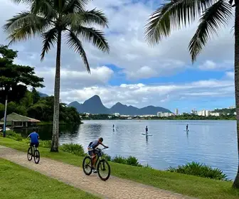 Descubra a Lagoa de Marapendi: Um Tesouro na Barra da Tijuca