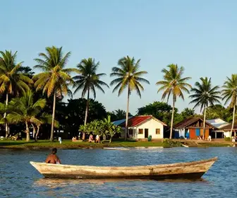 Descubra o Encanto de um Passeio de Barco na Ilha da Gigóia