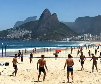 Futevôlei: Diversão e Cultura na Barra da Tijuca